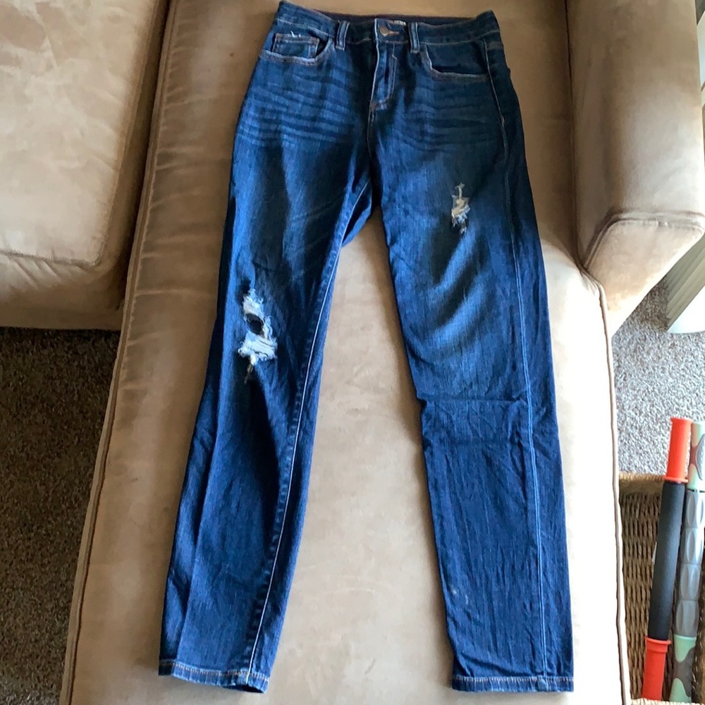 High waisted dark wash denim with slight distressing. - Picture 5 of 5